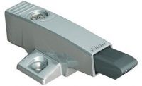 Blum T�rd�mpfer 971A0500 in Kreuzadapterplatte; Bauh�he 25mm
