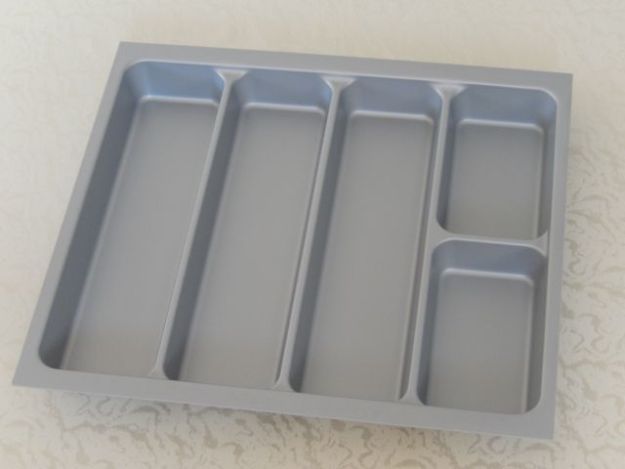 Multi-purpose plastic insert for 60 cm cabinet width